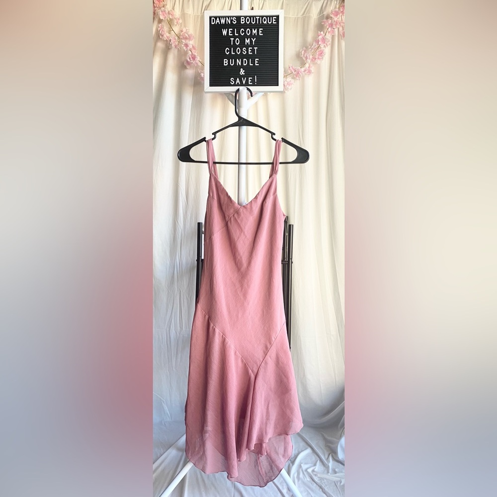 Vintage. Size S. Hand Wash. 100% Polyester.